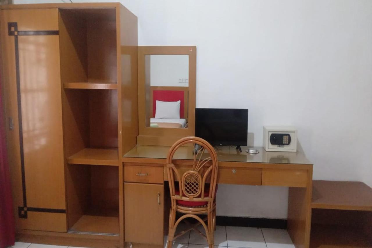 Hotel Asia בוקיטינגי מראה חיצוני תמונה