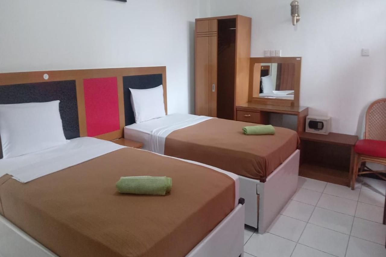 Hotel Asia בוקיטינגי מראה חיצוני תמונה