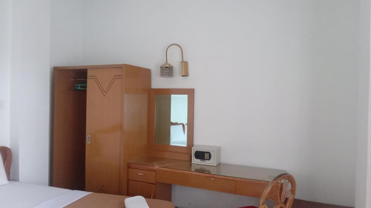 Hotel Asia בוקיטינגי מראה חיצוני תמונה
