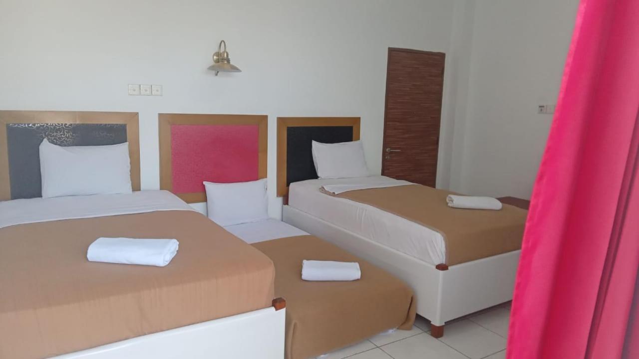 Hotel Asia בוקיטינגי מראה חיצוני תמונה