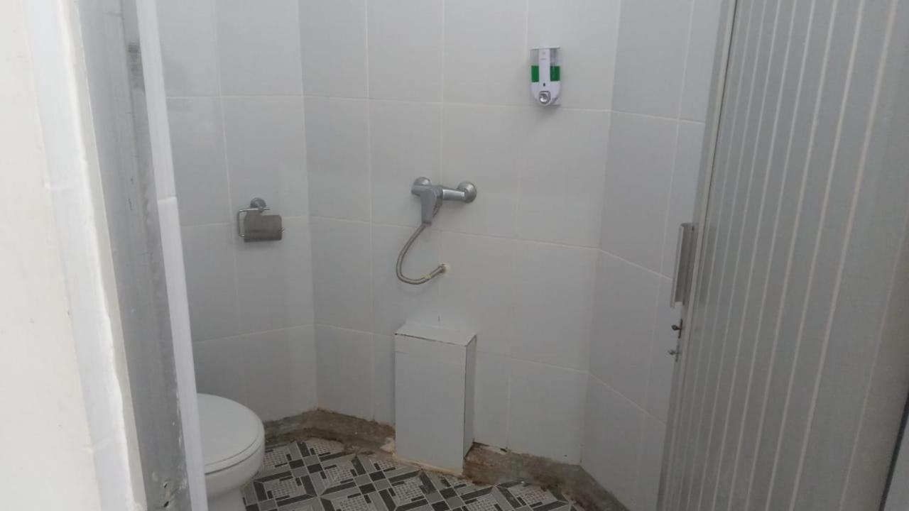 Hotel Asia בוקיטינגי מראה חיצוני תמונה