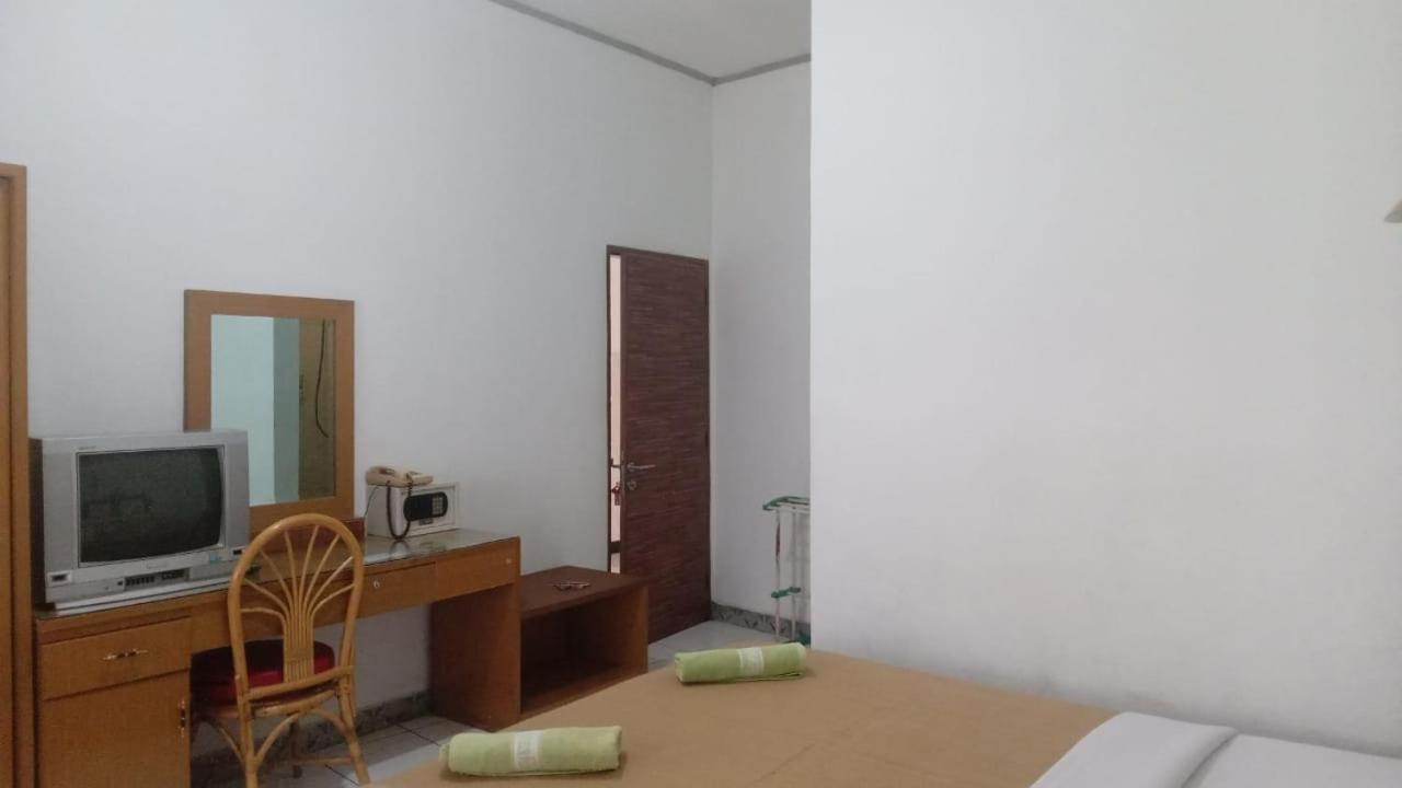 Hotel Asia בוקיטינגי מראה חיצוני תמונה