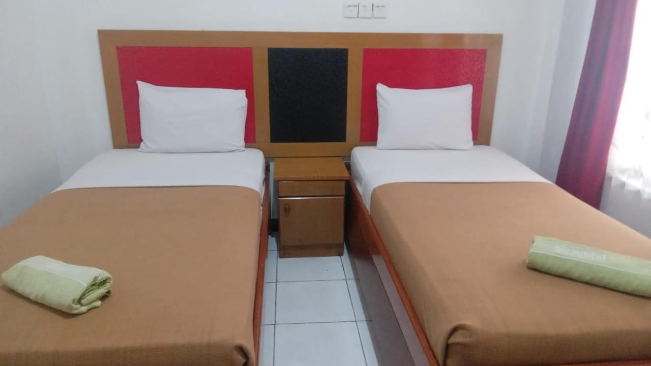 Hotel Asia בוקיטינגי מראה חיצוני תמונה